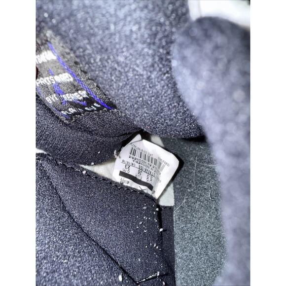 Jordan 11 black/white concord size youth 4Y high top EUC - Picture 4 of 8